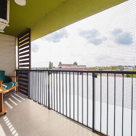 Elegant & Spacious - Central Apartment ออราแด ภายนอก รูปภาพ