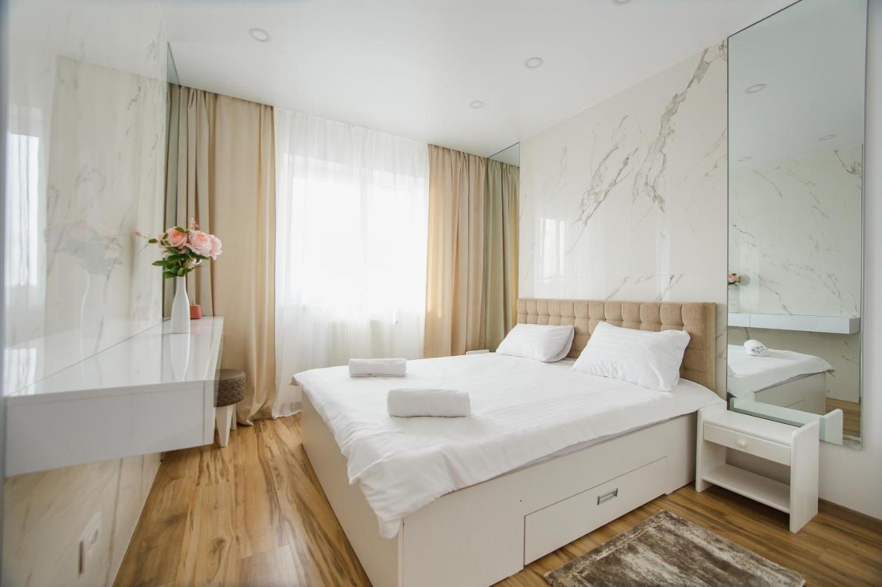 Elegant & Spacious - Central Apartment ออราแด ภายนอก รูปภาพ